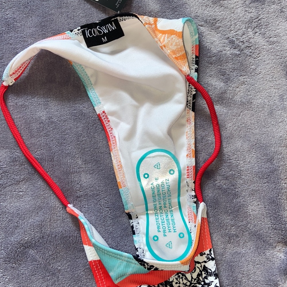 Aztec print bikini - Picture 5 of 5